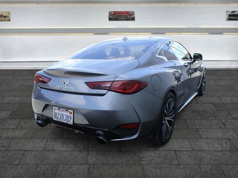 Used 2019 INFINITI Q60 3.0t Luxe w/ Essential Package image 5