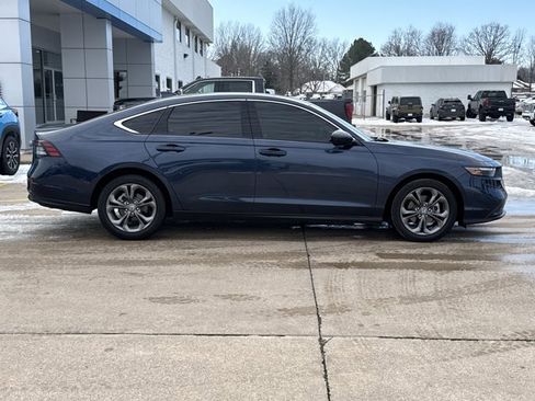 Used 2024 Honda Accord EX image 2