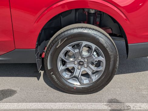 New 2026 Ford Maverick XLT w/ XLT Luxury Package image 8