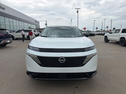 New 2026 Nissan Murano Platinum w/ Cargo Package AWD/4WD image 2