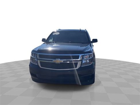 Used 2018 Chevrolet Tahoe LT image 3