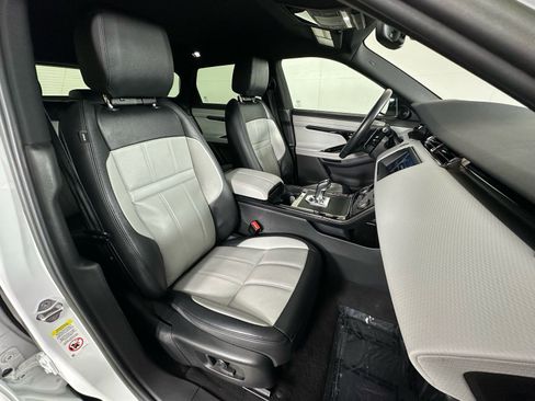 Used 2023 Land Rover Range Rover Evoque R-Dynamic S AWD/4WD image 6
