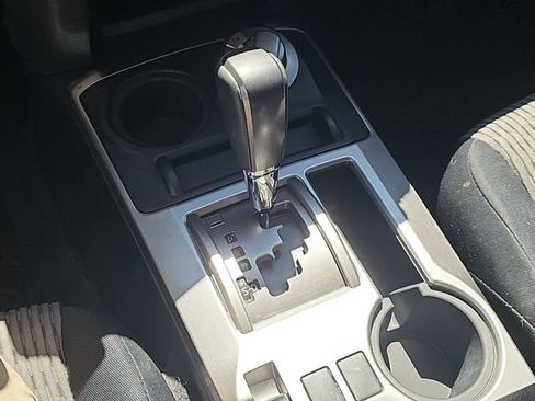 Used 2014 Toyota 4Runner SR5 image 13