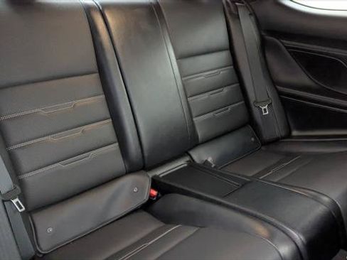 Used 2017 Lexus RC 200t RWD image 17
