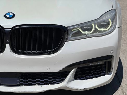 Used 2016 BMW 750i RWD image 9