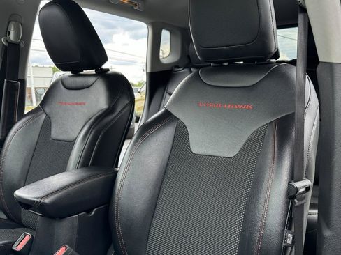 Used 2020 Jeep Compass Trailhawk AWD/4WD image 29