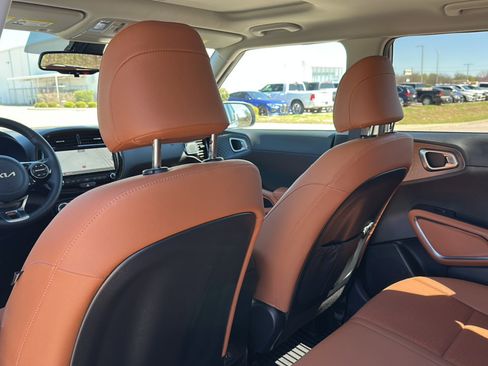 Used 2024 Kia Soul EX w/ Option Group 015 image 17