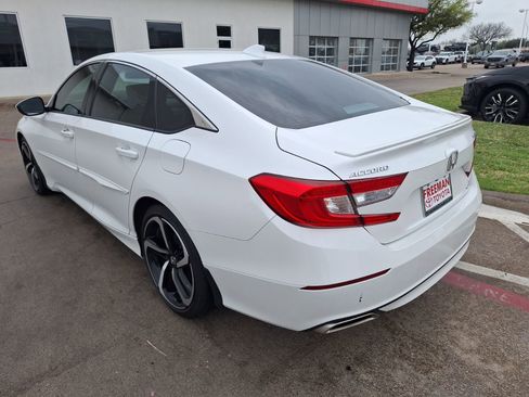 Used 2020 Honda Accord Sport image 4