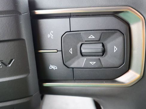 New 2025 GMC Hummer EV 2X image 19