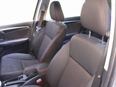 Used 2018 Honda Fit Sport image 17