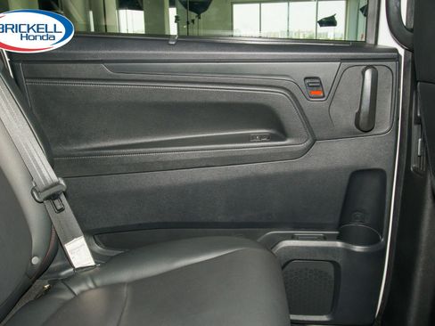 Certified 2025 Honda Odyssey Sport-L image 12