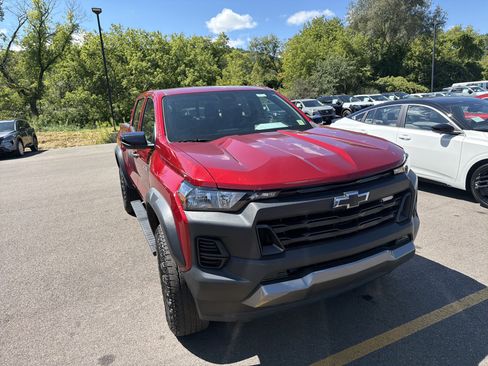 Used 2023 Chevrolet Colorado Trail Boss w/ Safety Package AWD/4WD image 3