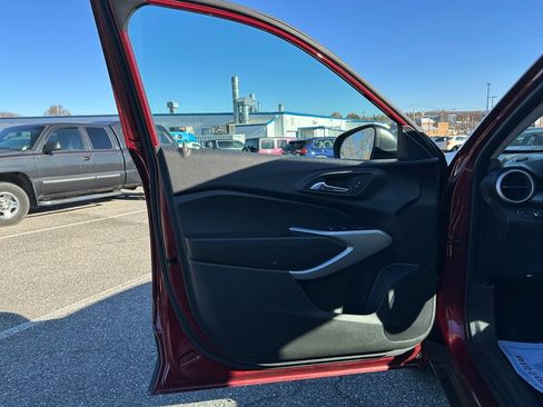 Used 2024 Chevrolet Trax LS image 15