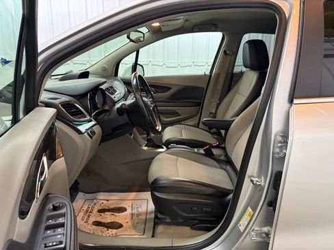 Used 2016 Buick Encore FWD image 21