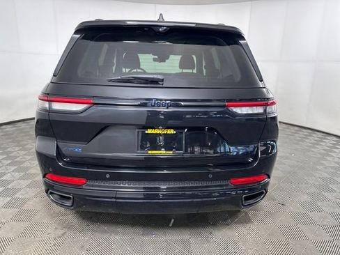 Used 2023 Jeep Grand Cherokee 30th Anniversary image 4