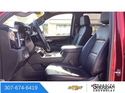 Used 2024 GMC Sierra 2500 AT4 w/ AT4 Premium Plus Package AWD/4WD image 31