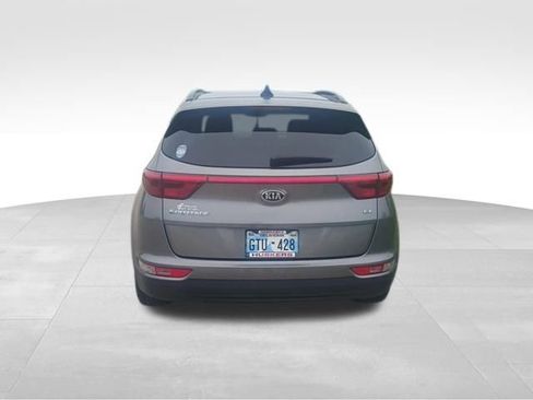 Used 2019 Kia Sportage EX w/ EX Premium Package FWD image 4