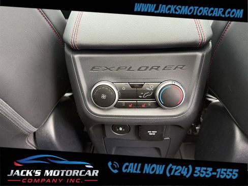 Used 2025 Ford Explorer ST image 19