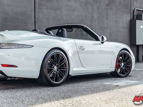 Used 2015 Porsche 911 Carrera 4S AWD/4WD image 51