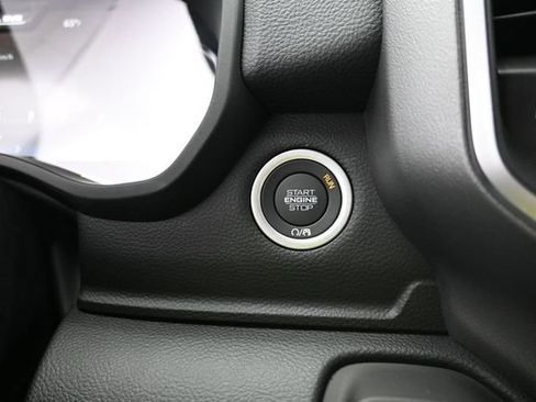 New 2026 RAM 1500 4x4 Crew Cab image 19
