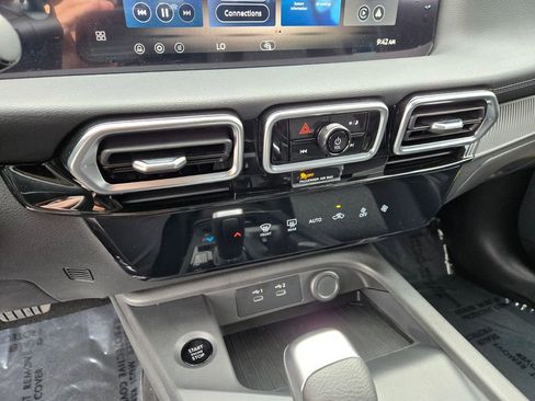 New 2026 Nissan Sentra SV w/ Floor Mat Package FWD image 12