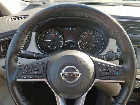 Used 2022 Nissan Rogue Sport SL image 19