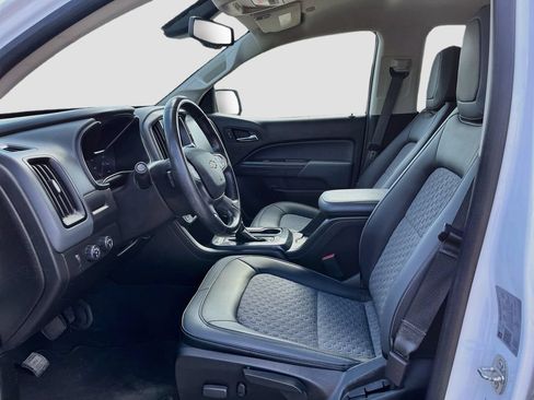Used 2021 Chevrolet Colorado Z71 w/ Safety Package AWD/4WD image 21