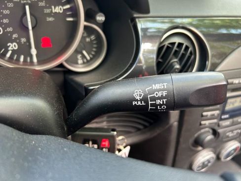 Used 2014 MAZDA MX-5 Miata Sport w/ Convenience Package image 20