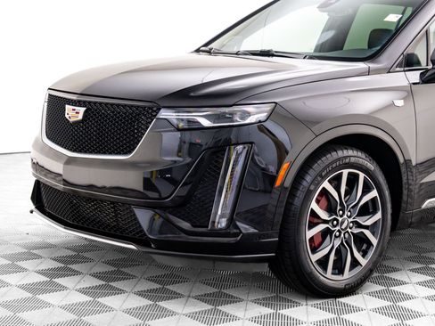 Certified 2024 Cadillac XT6 Sport w/ LPO, Floor Liner Package image 38