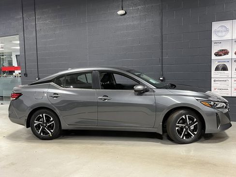 New 2025 Nissan Sentra SV image 6