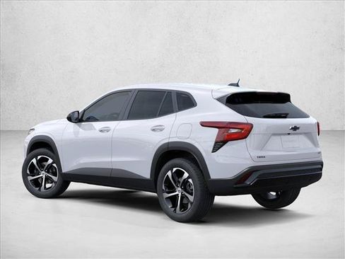 New 2026 Chevrolet Trax RS FWD image 4