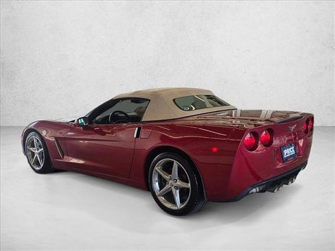 Used 2011 Chevrolet Corvette Convertible w/ Preferred Equipment Group RWD image 7