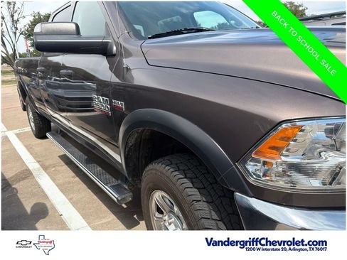 Used 2018 RAM 2500 Tradesman w/ Chrome Appearance Group AWD/4WD image 5