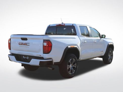Used 2024 GMC Canyon AT4 w/ Canyon Safety Plus Package AWD/4WD image 5