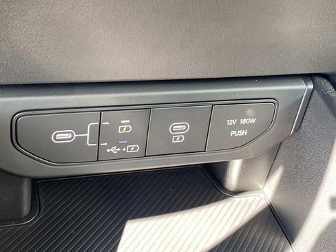 New 2025 Kia K4 LXS image 9