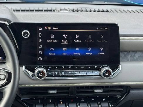 Used 2024 Chevrolet Colorado ZR2 w/ ZR2 Convenience Package III AWD/4WD image 14