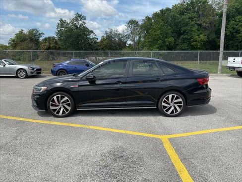Used 2019 Volkswagen Jetta GLI image 9