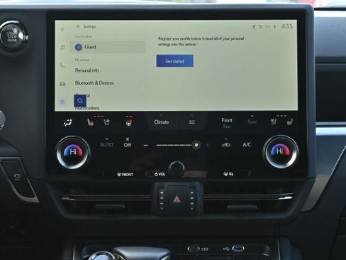 Used 2025 Lexus GX 550 w/ Accessory Package (2T) image 5