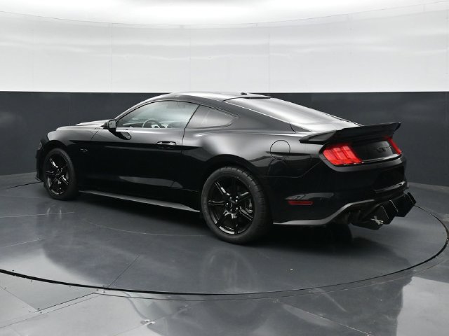 Used 2019 Ford Mustang GT Premium w/ Black Accent Package RWD image 7