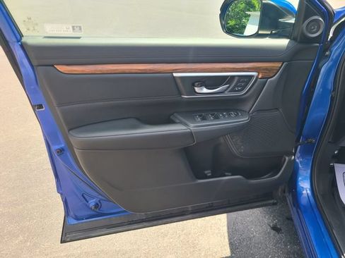 Used 2020 Honda CR-V Touring image 9