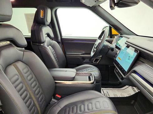 Used 2022 Rivian R1T Adventure AWD/4WD image 22