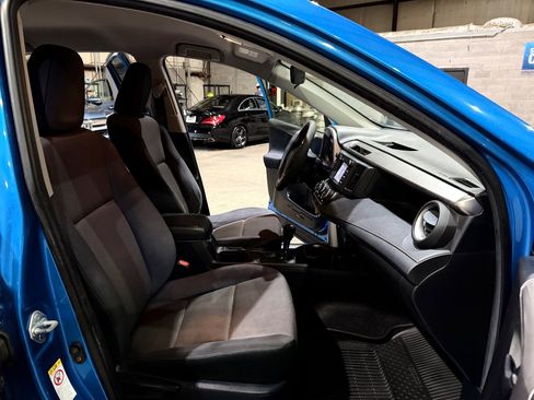 Used 2016 Toyota RAV4 LE FWD image 26