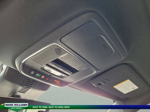 Used 2024 Chevrolet Traverse RS image 58