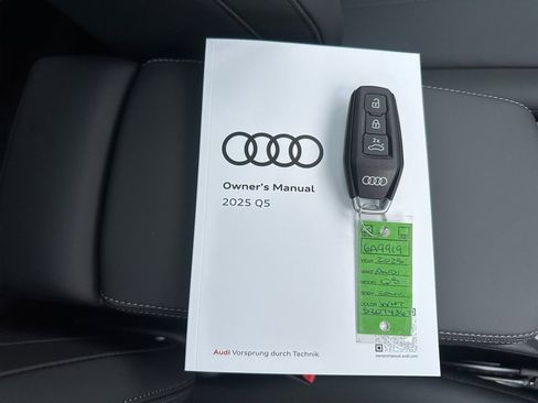 New 2025 Audi Q5 Premium image 34