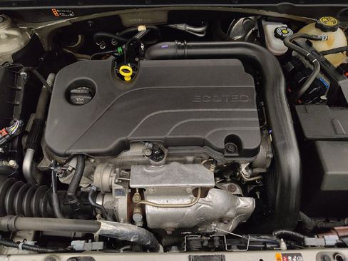 Used 2022 Chevrolet Malibu LS w/ Driver Confidence Package II FWD image 30