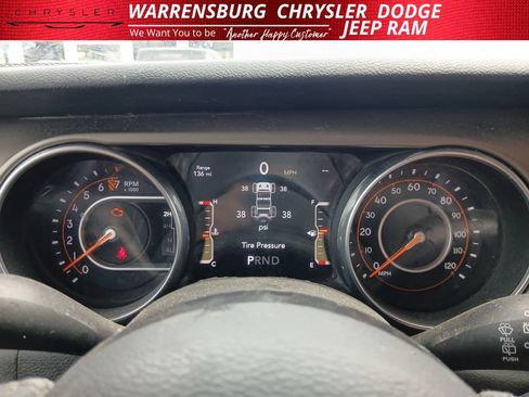 Used 2018 Jeep Wrangler Unlimited Sport S AWD/4WD image 16