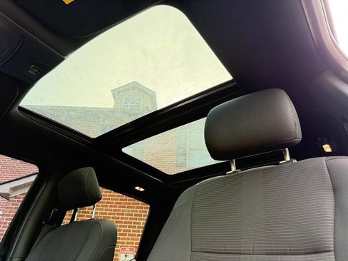 Used 2016 Ford F150 XLT w/ Equipment Group 302A Luxury image 22