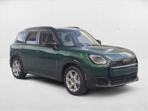 Used 2025 MINI Cooper Countryman SE image 7