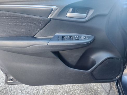 Used 2015 Honda Fit EX image 17