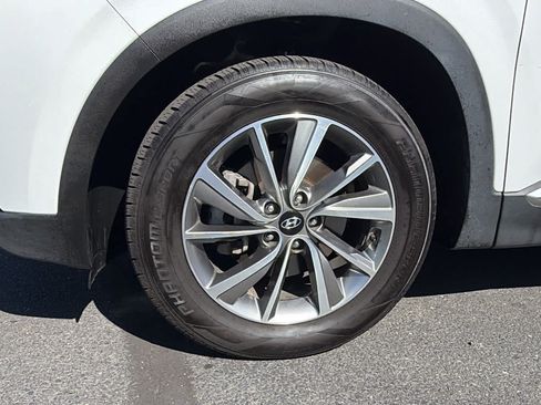 Used 2020 Hyundai Santa Fe SEL w/ Convenience Package FWD image 9